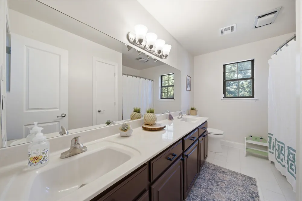 8415 E 107th Street Tulsa, OK 74133