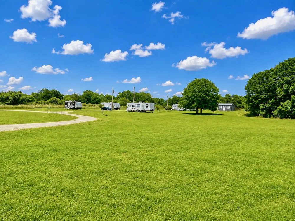 4550 Enos Road Kingston, OK 73439