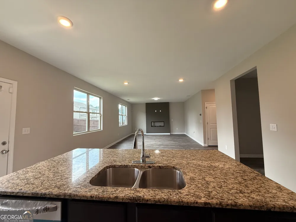 254 Hamilton Pointe DR McDonough, GA 30253