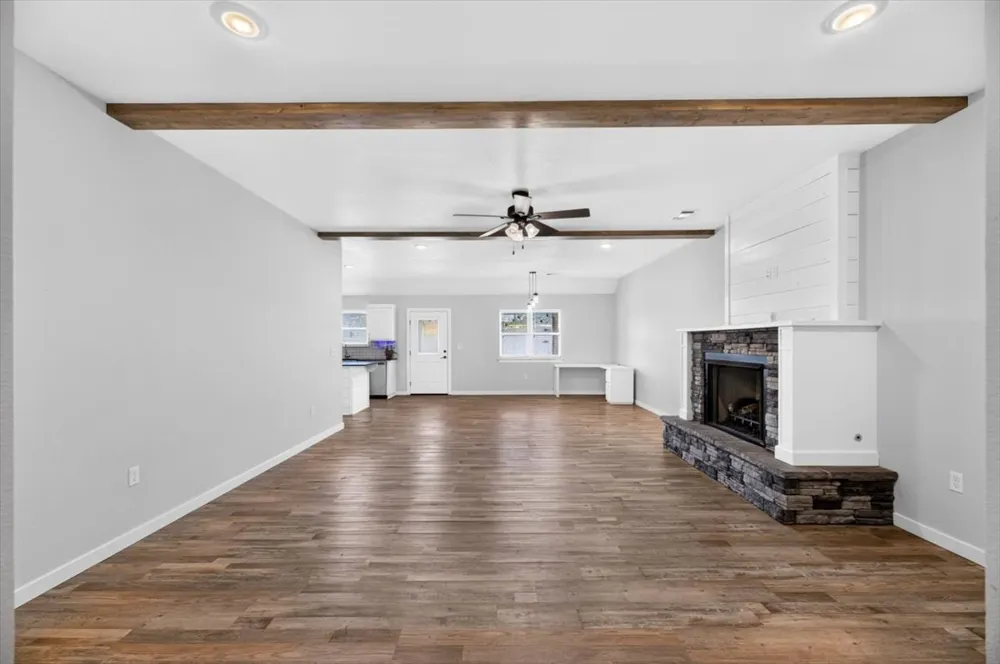 32795 Webb Lane Poteau, OK 74953