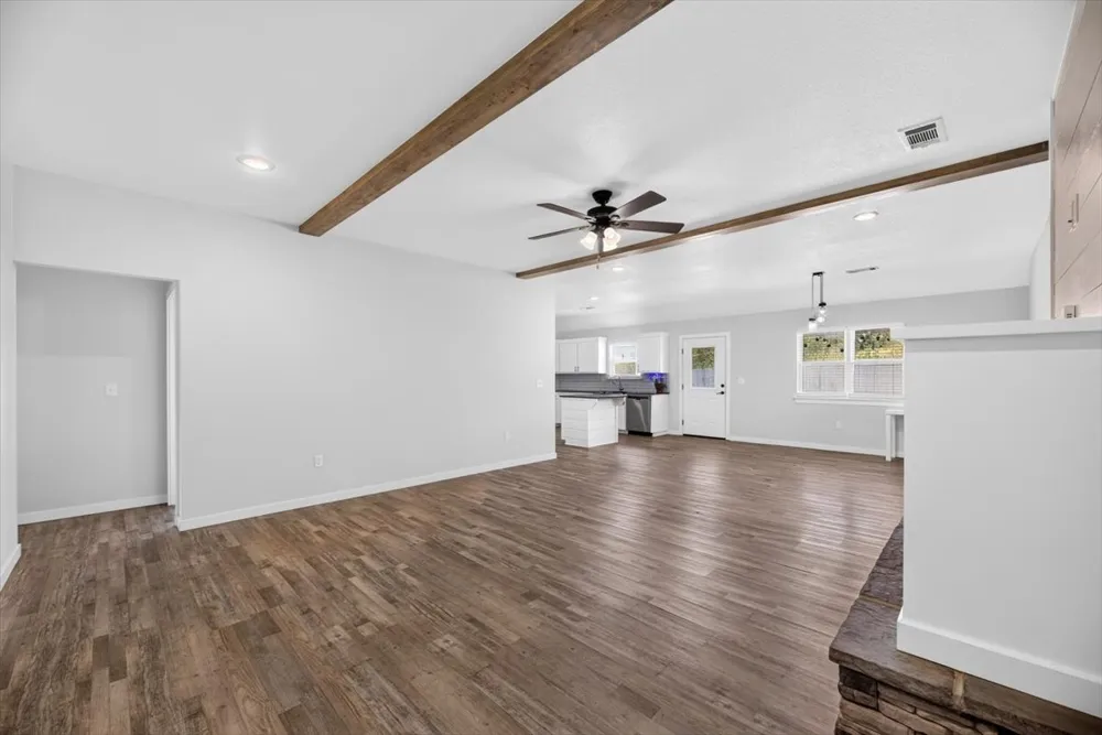32795 Webb Lane Poteau, OK 74953