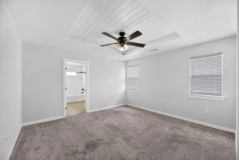 32795 Webb Lane Poteau, OK 74953