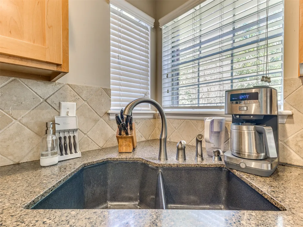 3304 W Elgin Street Broken Arrow, OK 74012