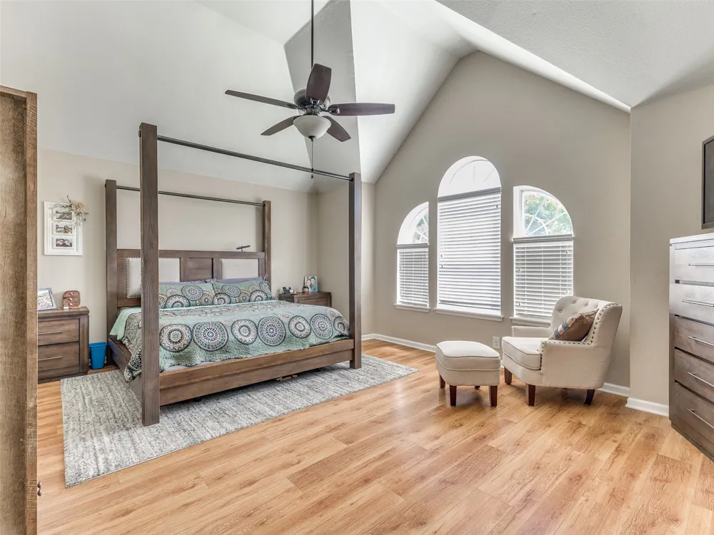 3304 W Elgin Street Broken Arrow, OK 74012