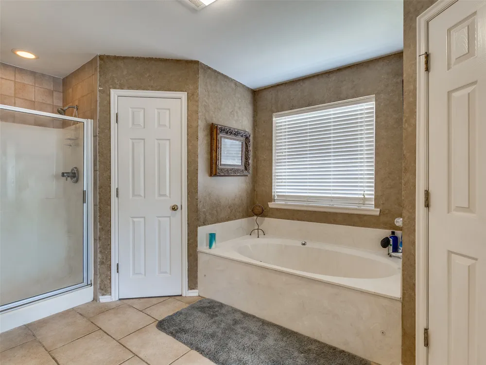 3304 W Elgin Street Broken Arrow, OK 74012