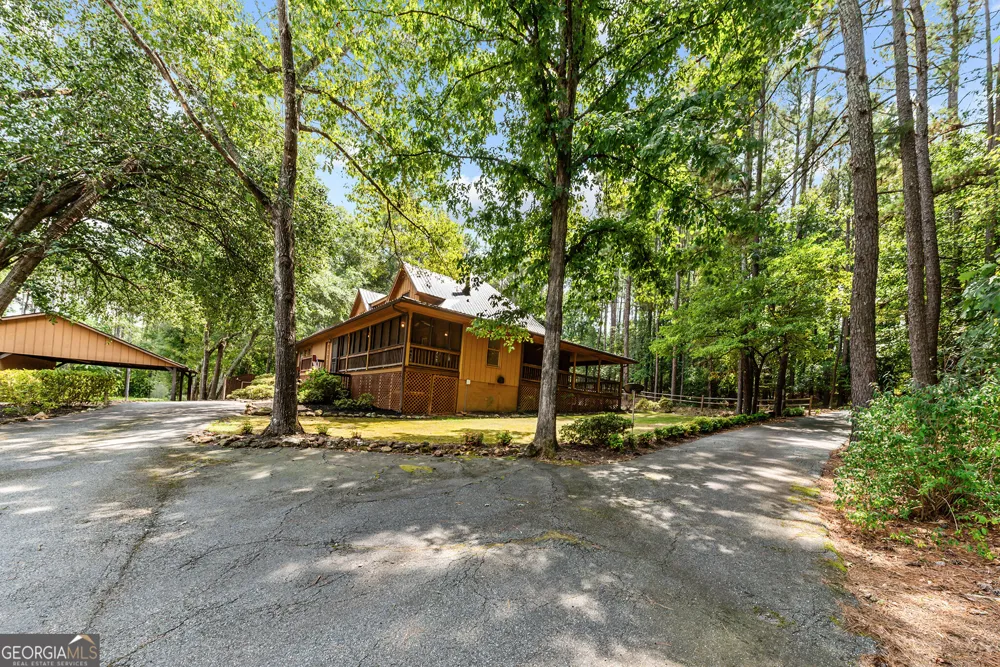 499 Double Branch RD Danielsville, GA 30633
