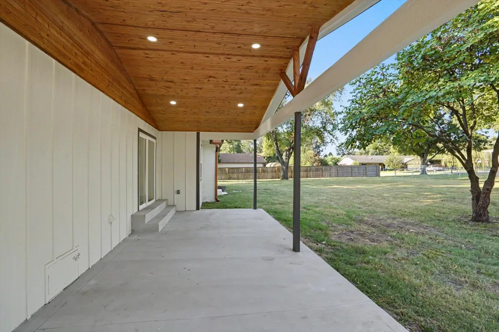 748 S 87th EastAvenue Tulsa, OK 74112