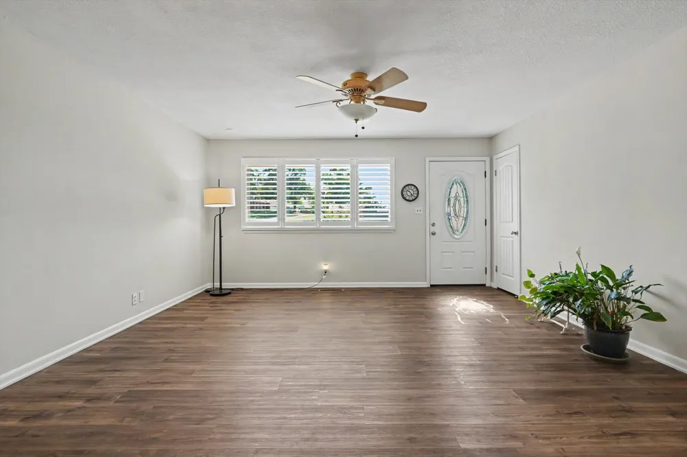608 Woodland Drive Sand Springs, OK 74063