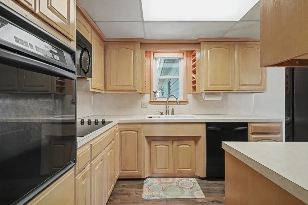 608 Woodland Drive Sand Springs, OK 74063