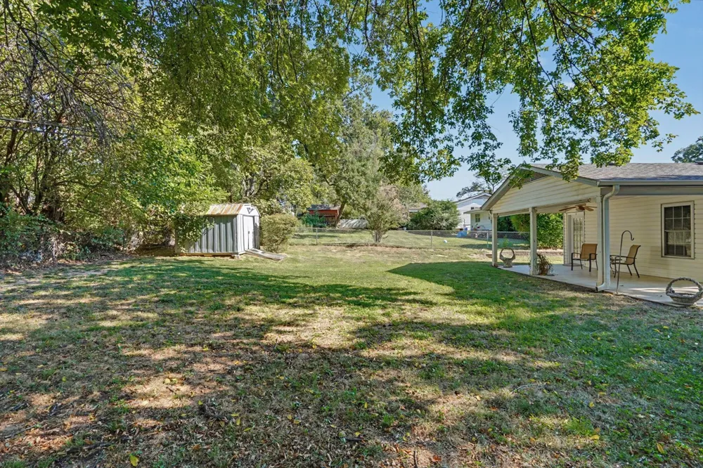 608 Woodland Drive Sand Springs, OK 74063