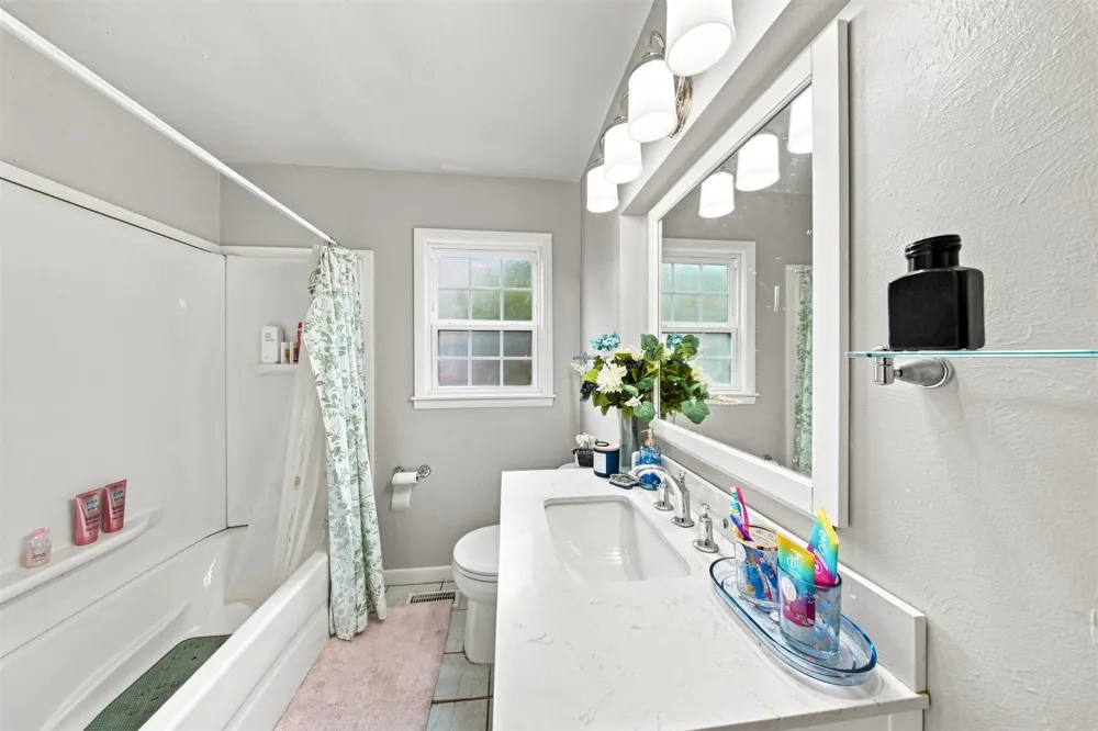 1408 E Cherry Street E Cushing, OK 74023