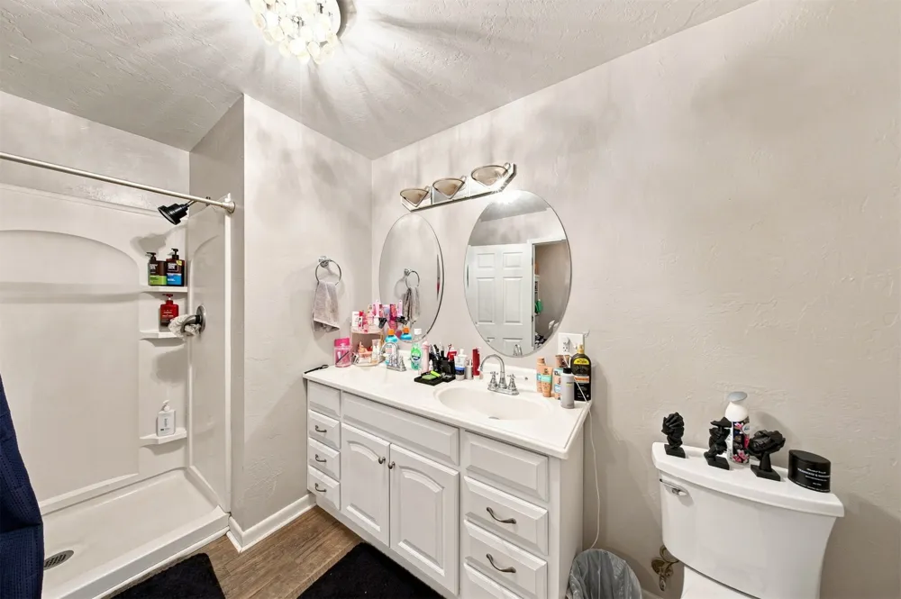 1408 E Cherry Street E Cushing, OK 74023