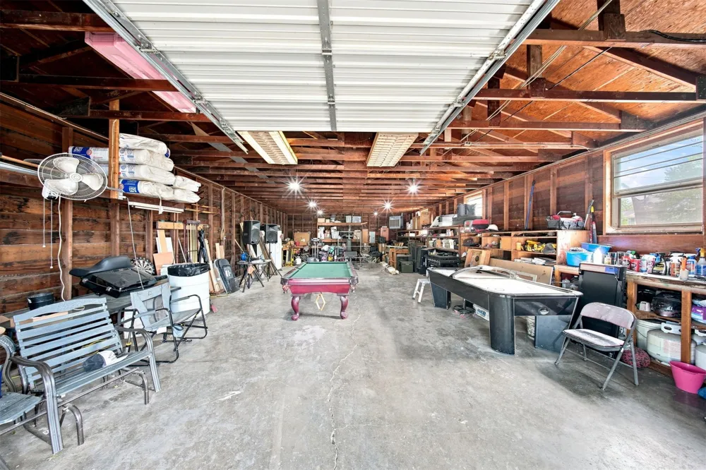 1408 E Cherry Street E Cushing, OK 74023