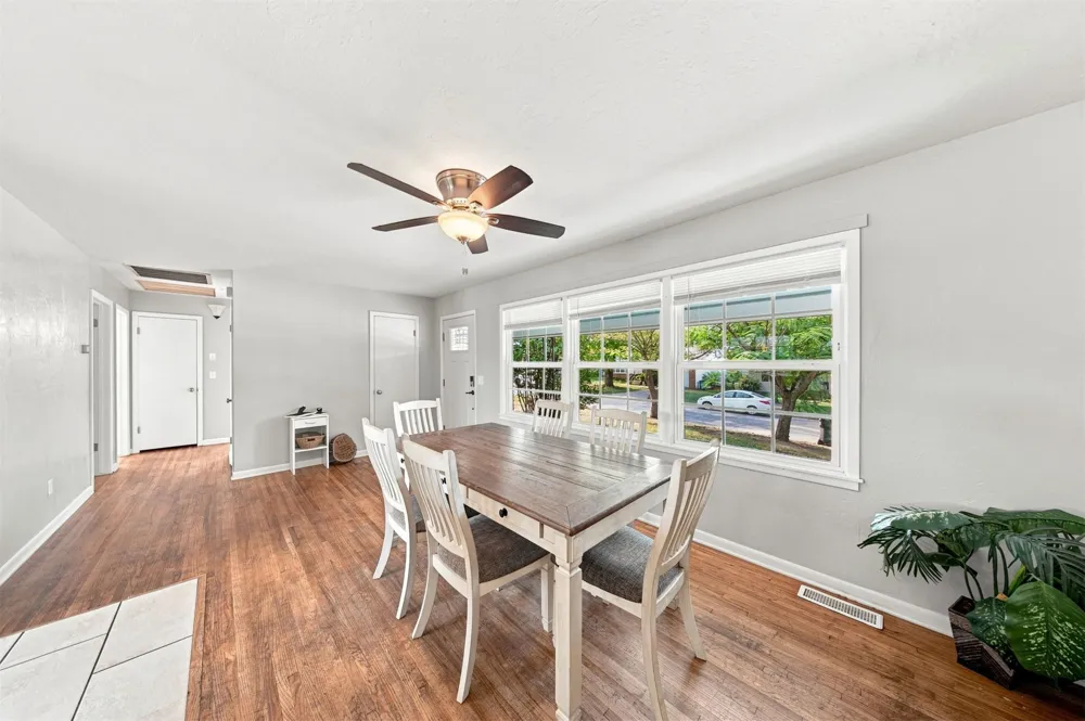 1408 E Cherry Street E Cushing, OK 74023