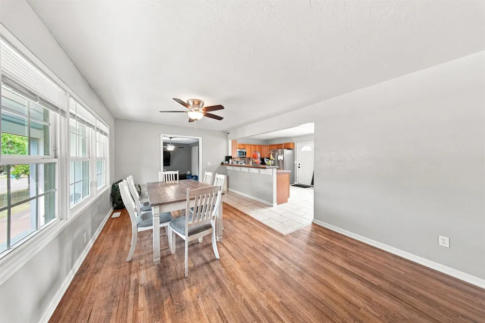 1408 E Cherry Street E Cushing, OK 74023