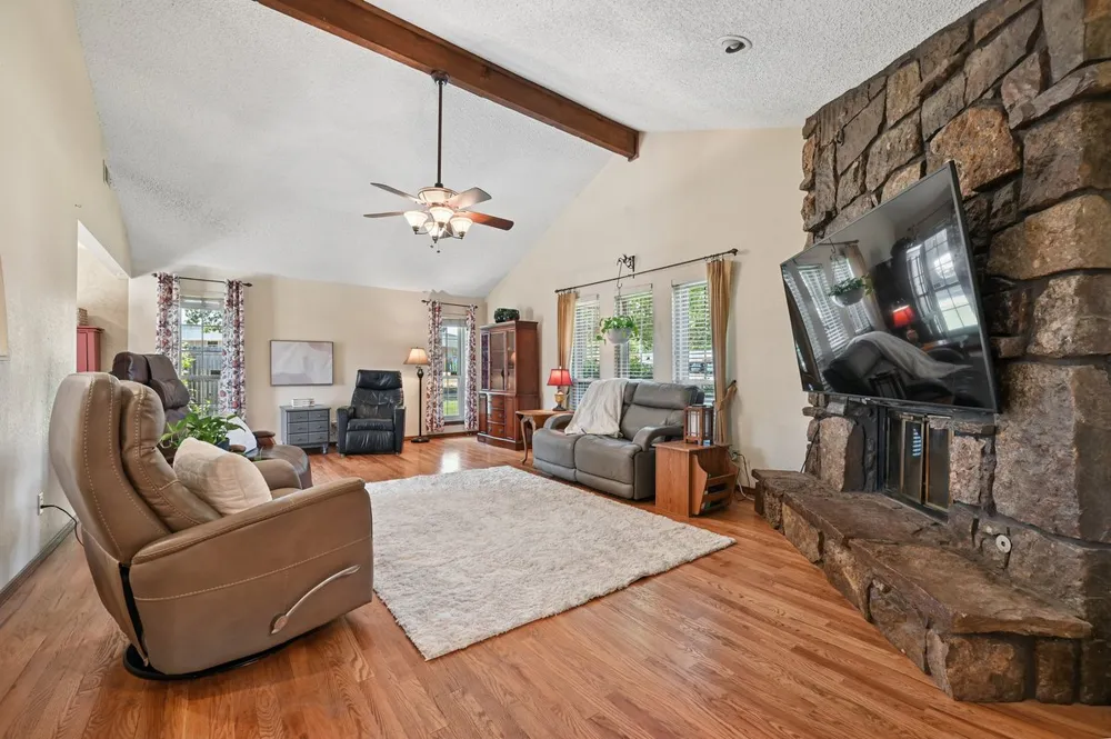 1117 W Vicksburg Place Broken Arrow, OK 74011