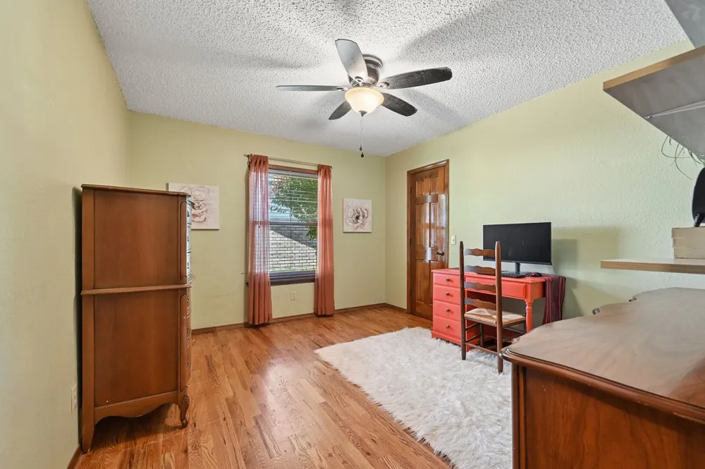1117 W Vicksburg Place Broken Arrow, OK 74011