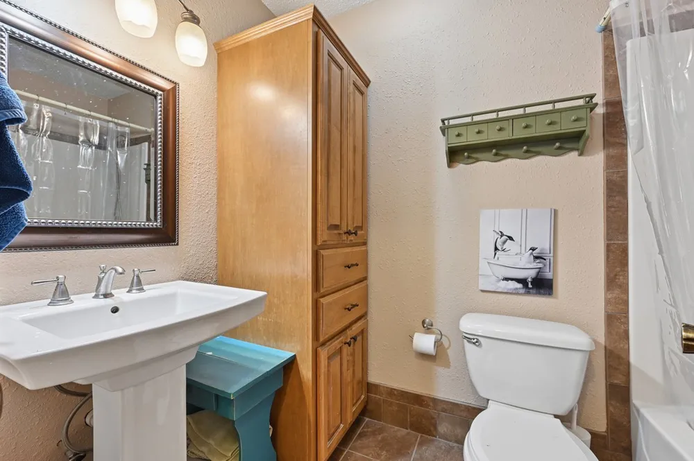 1117 W Vicksburg Place Broken Arrow, OK 74011