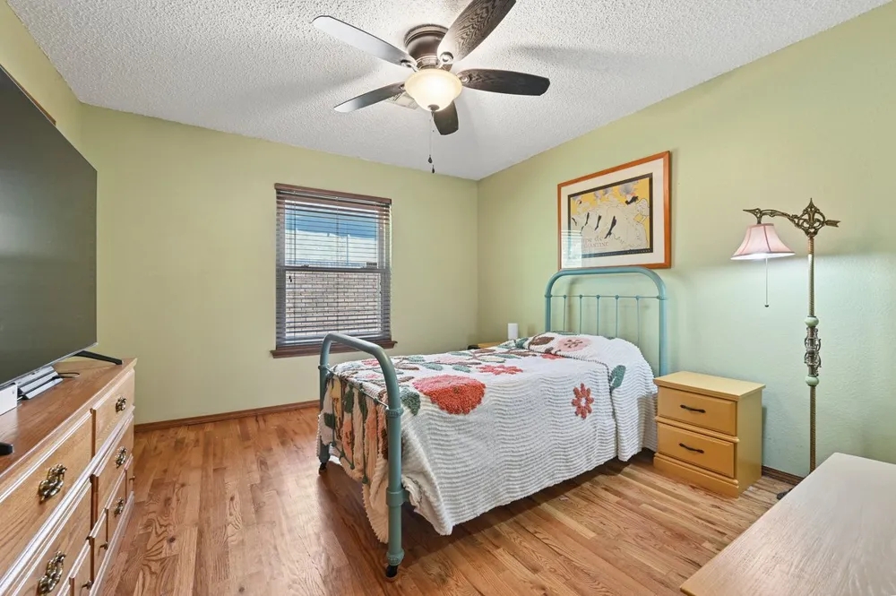 1117 W Vicksburg Place Broken Arrow, OK 74011