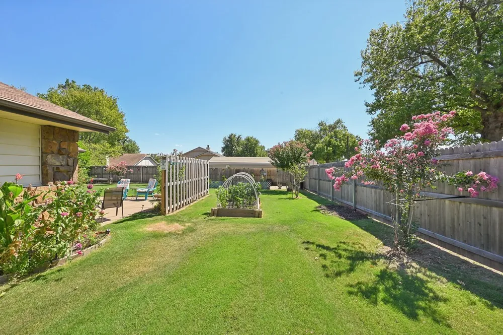 1117 W Vicksburg Place Broken Arrow, OK 74011