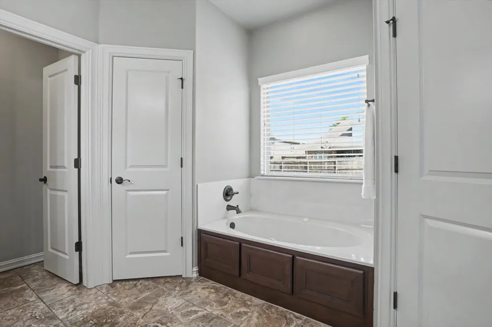 5831 E 145th Place S Bixby, OK 74008