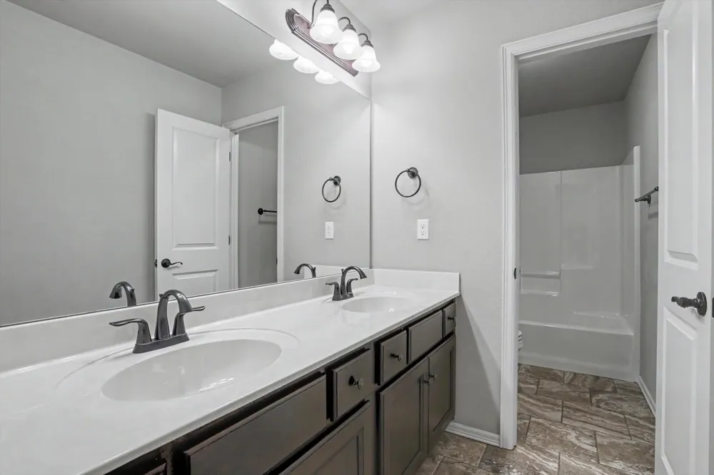 5831 E 145th Place S Bixby, OK 74008