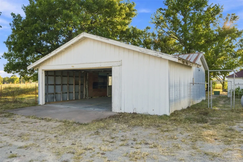 447167 E 280 ROAD Vinita, OK 74301