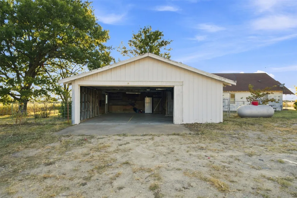 447167 E 280 ROAD Vinita, OK 74301