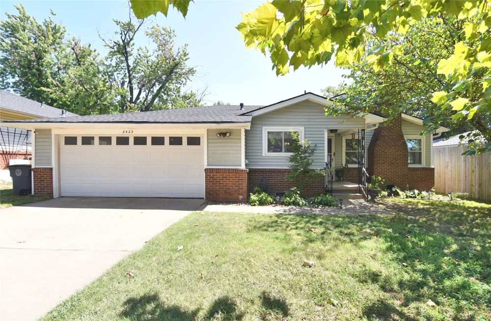 2423 S Knoxville Avenue Tulsa, OK 74114