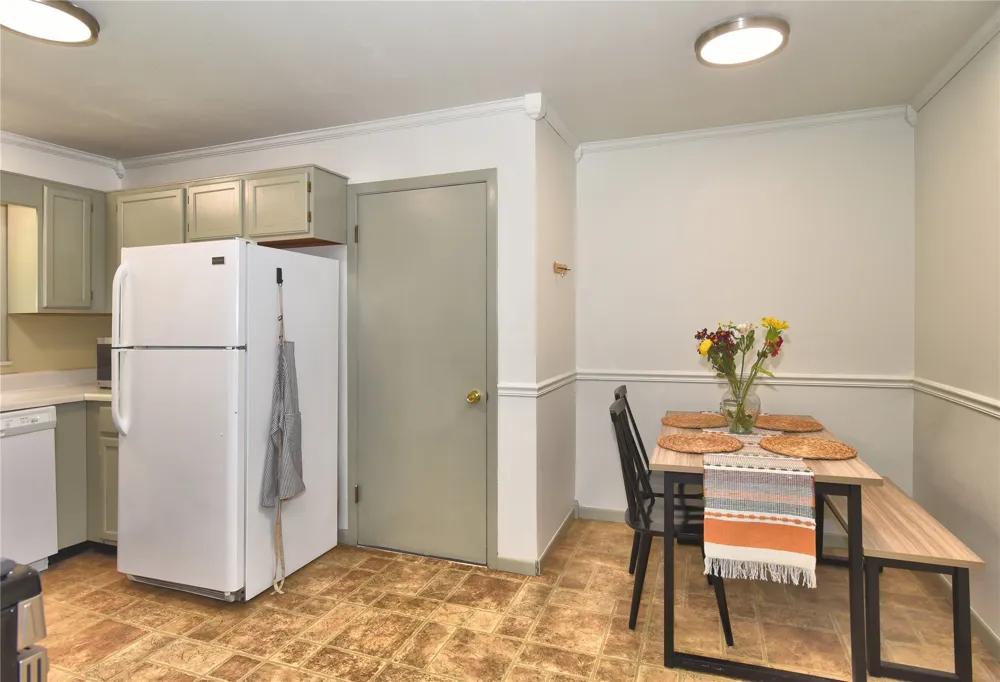 2423 S Knoxville Avenue Tulsa, OK 74114