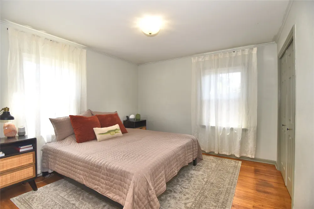 2423 S Knoxville Avenue Tulsa, OK 74114