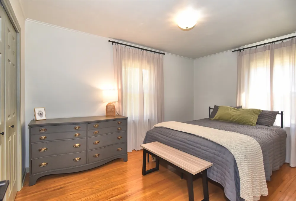 2423 S Knoxville Avenue Tulsa, OK 74114