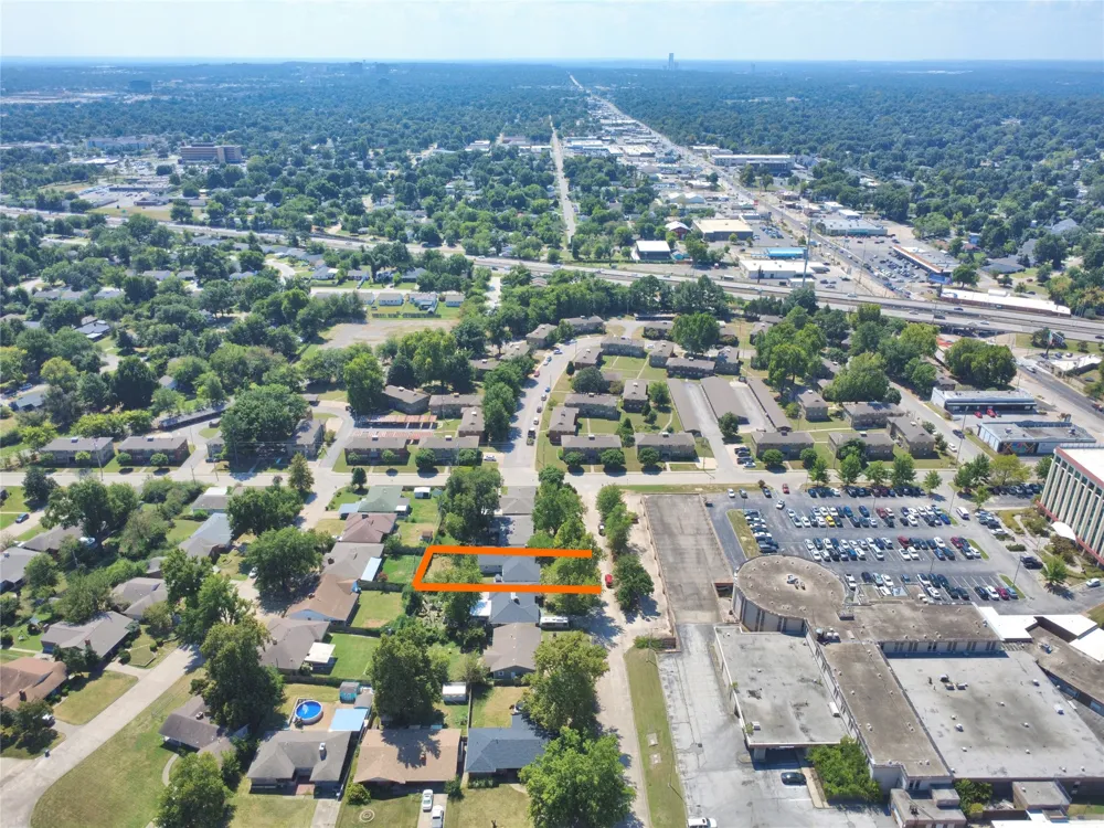 2423 S Knoxville Avenue Tulsa, OK 74114