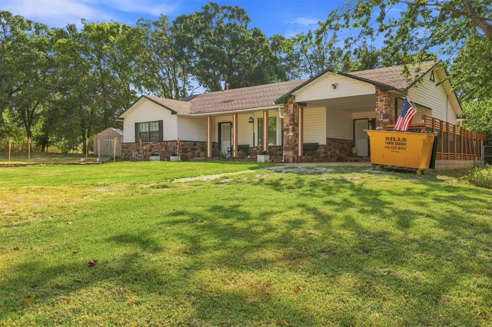 21331 W Cookson Bend Cookson, OK 74427