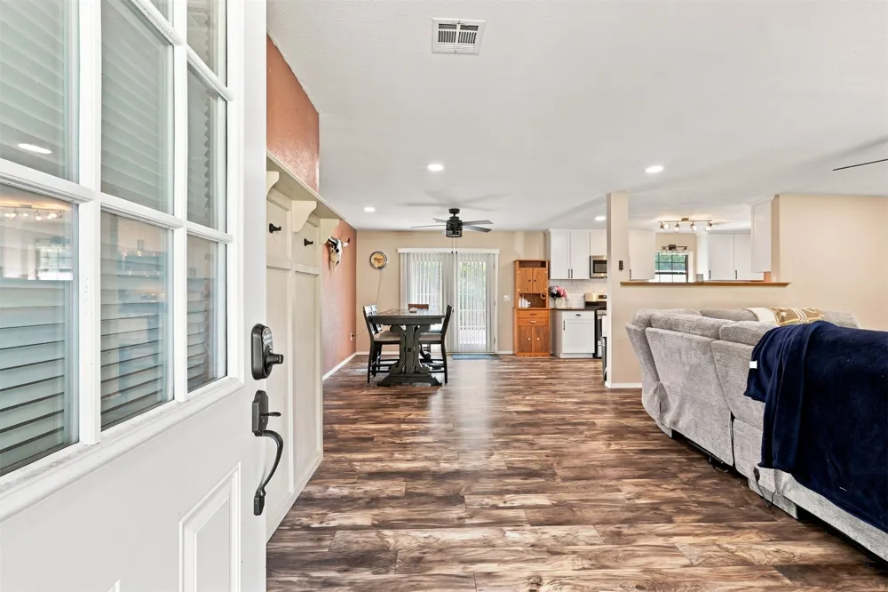 21331 W Cookson Bend Cookson, OK 74427
