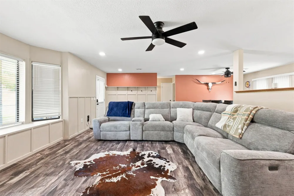 21331 W Cookson Bend Cookson, OK 74427