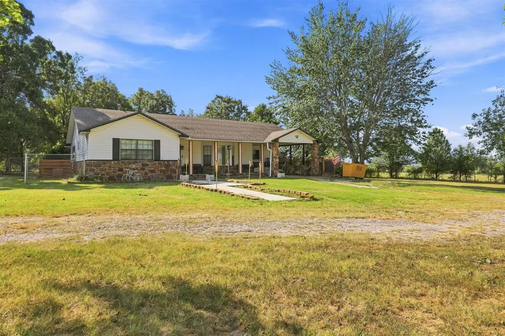 21331 W Cookson Bend Cookson, OK 74427