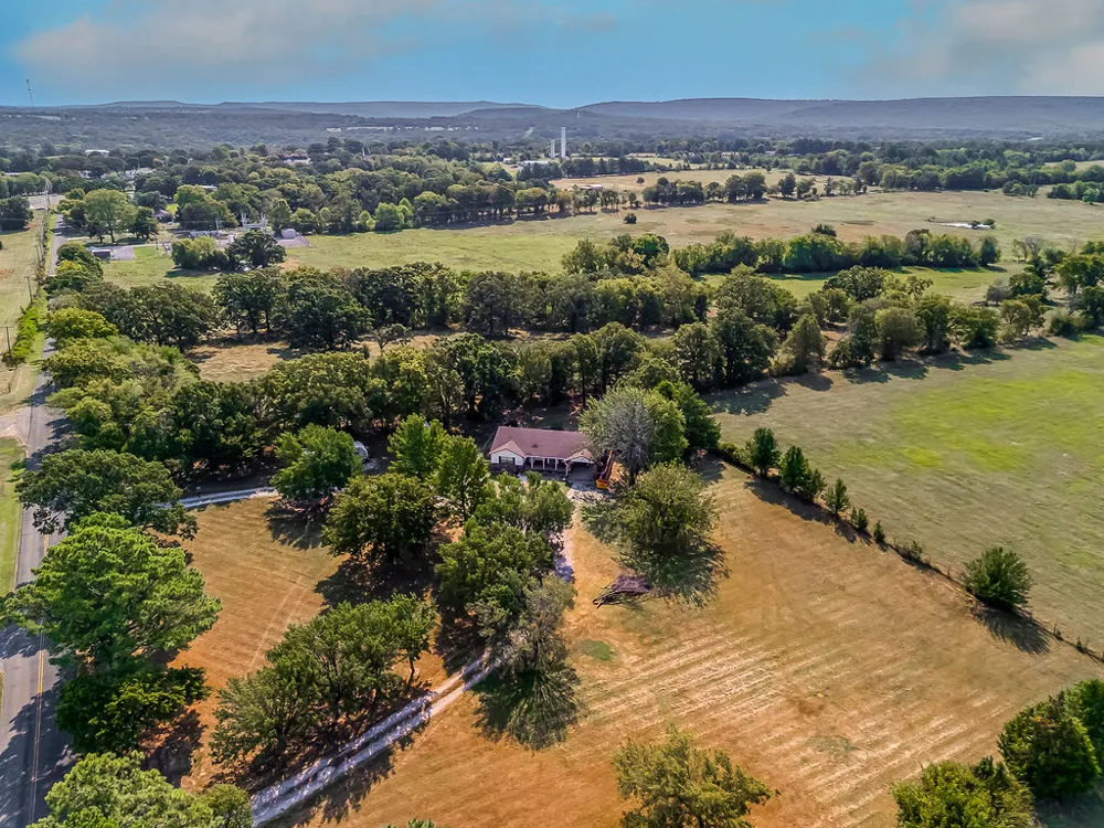 21331 W Cookson Bend Cookson, OK 74427