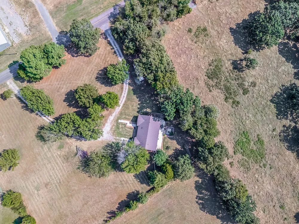 21331 W Cookson Bend Cookson, OK 74427