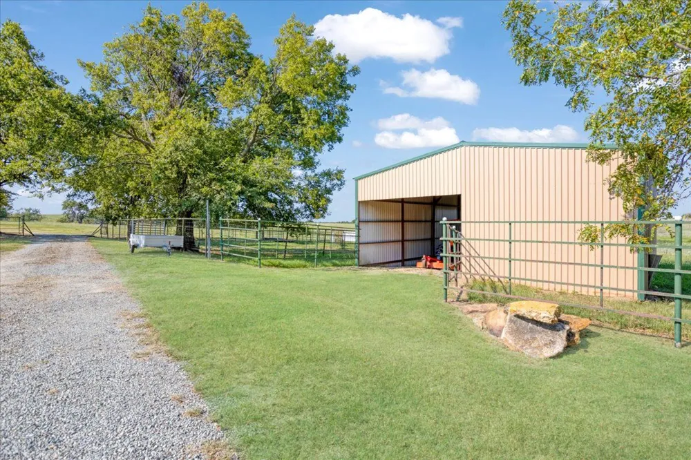 13452 Hwy 22 Kenefic, OK 74748