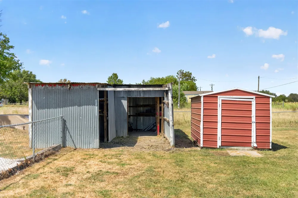 13771 S Lionel Avenue Oologah, OK 74053