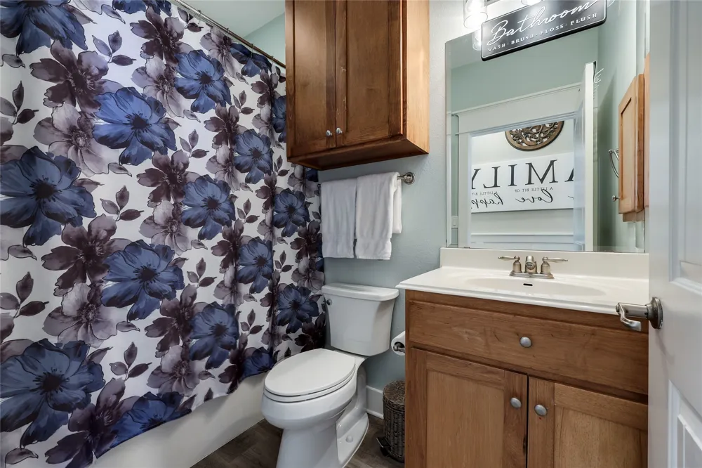 17804 Maritime Point Drive #201 Jonestown, TX 78645