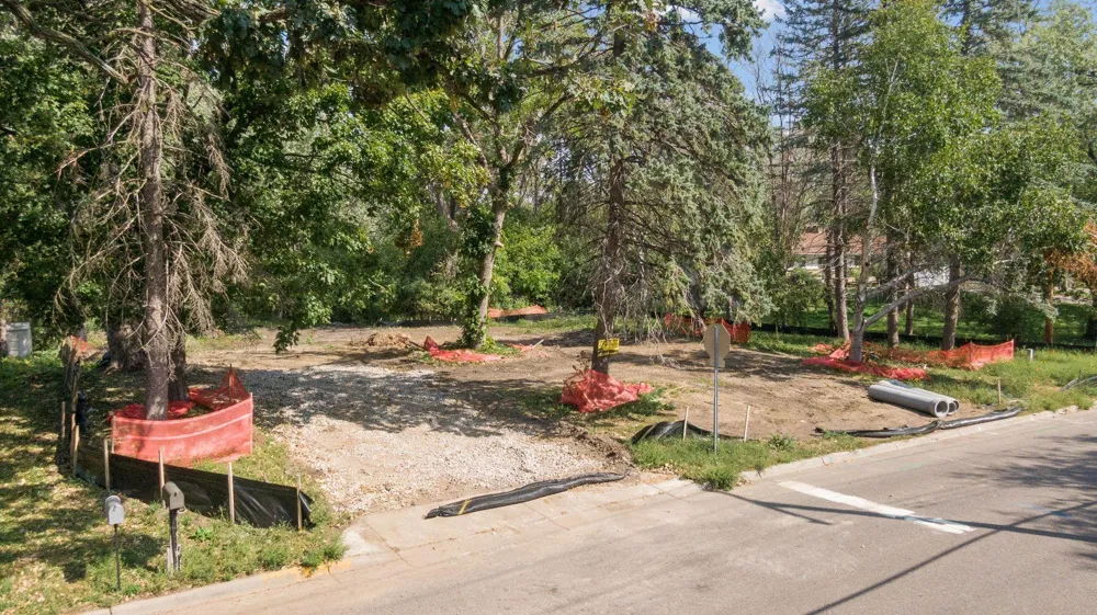 7310 Harold Avenue Golden Valley, MN 55427