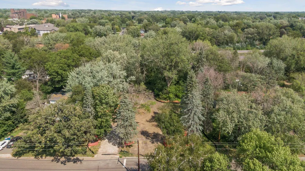 7310 Harold Avenue Golden Valley, MN 55427