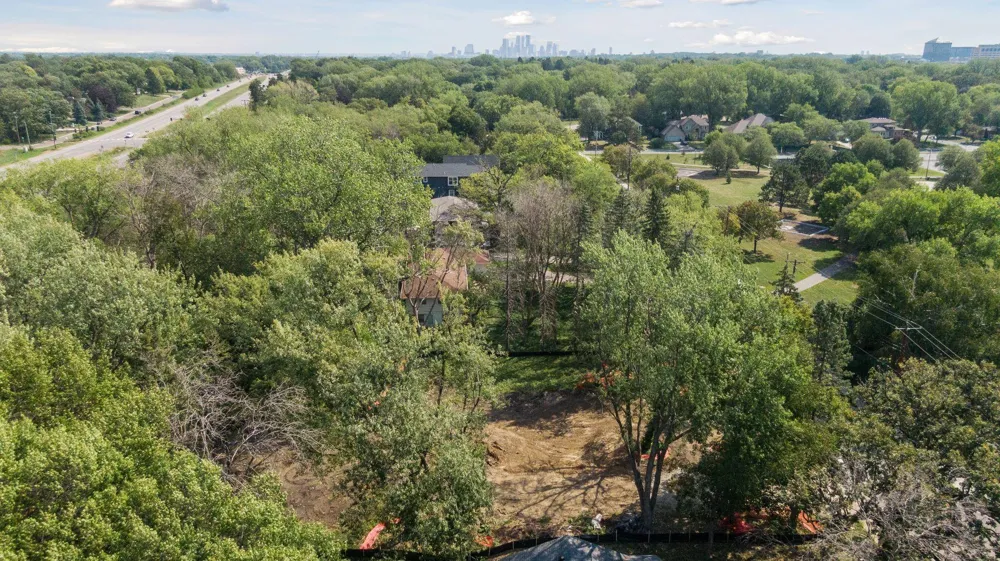 7310 Harold Avenue Golden Valley, MN 55427