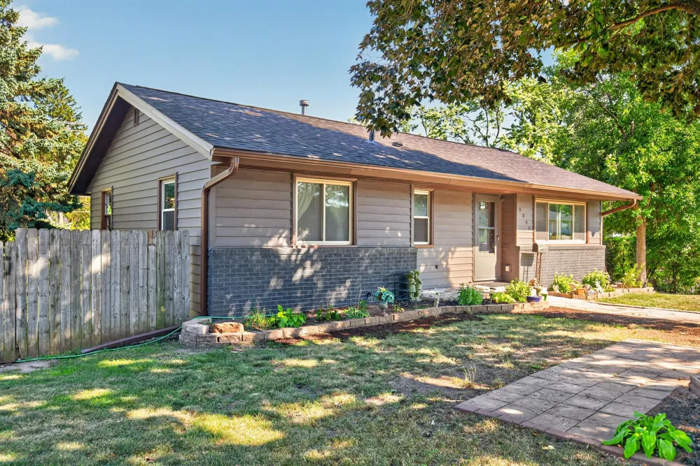 8945 Colfax Avenue S Bloomington, MN 55420