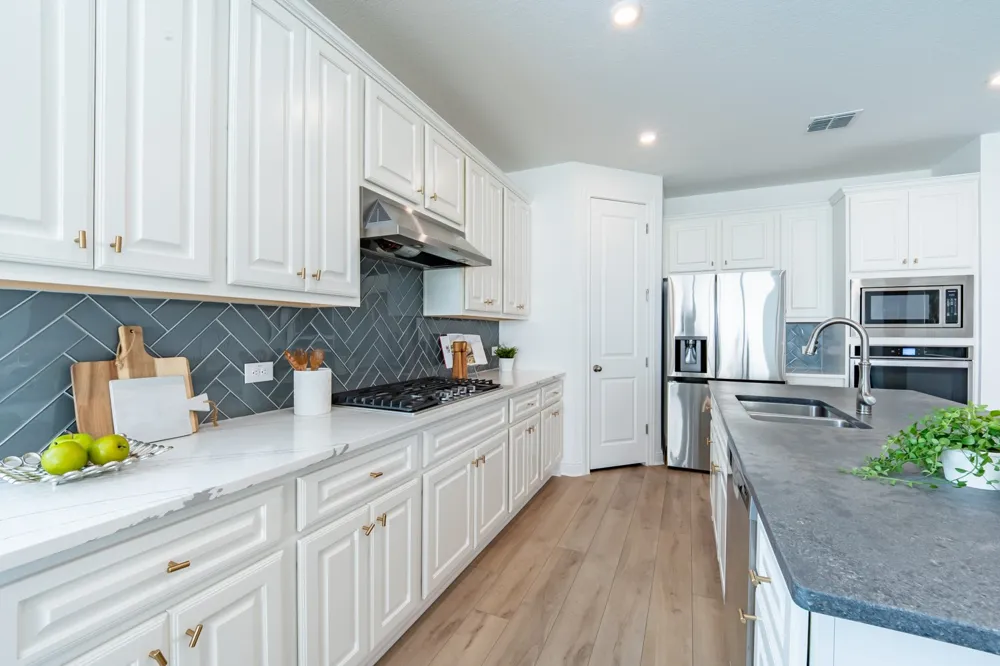 1040 Villa Rialto View Leander, TX 78641