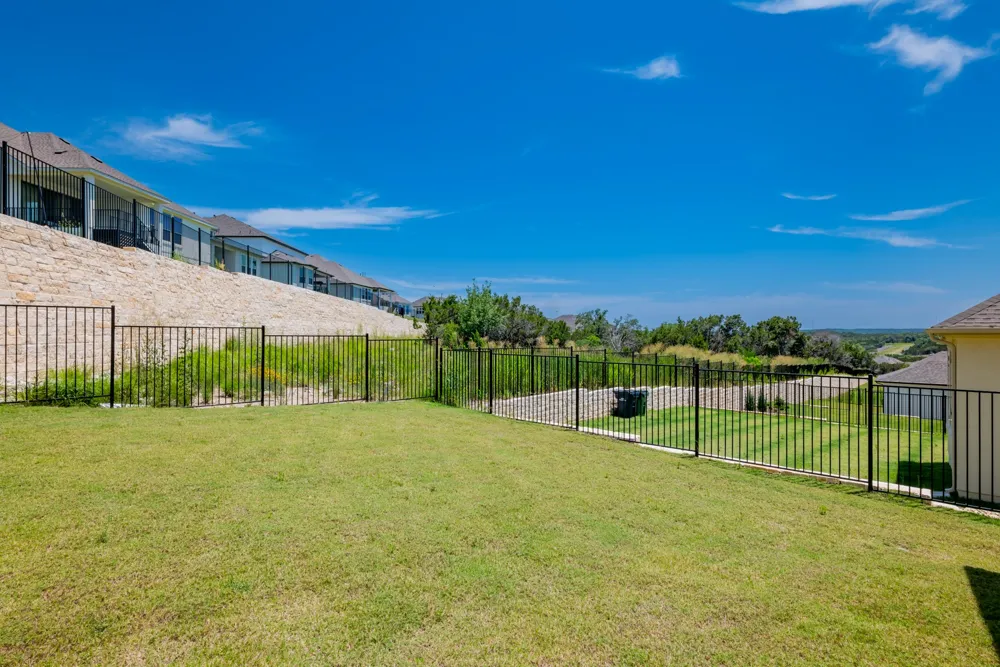 1040 Villa Rialto View Leander, TX 78641
