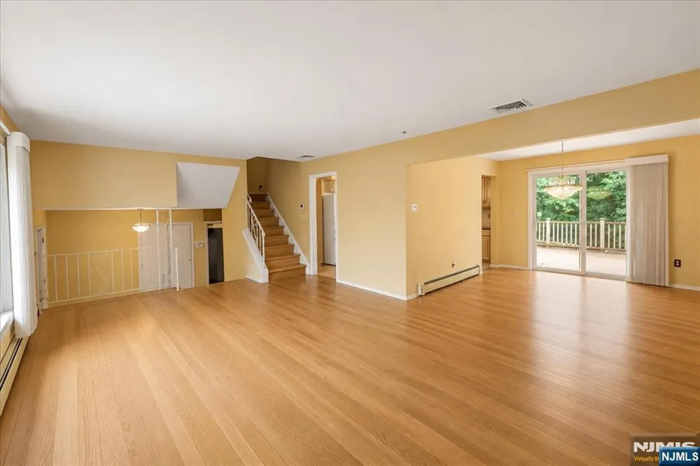 42 Aberdeen Avenue Wayne, NJ 07470