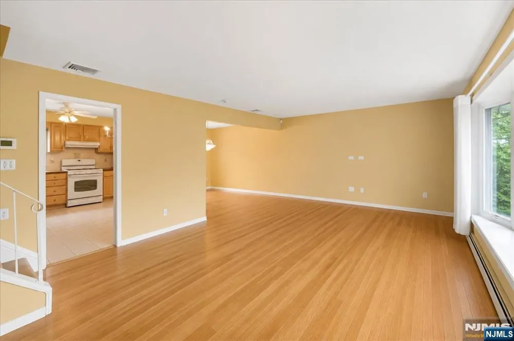 42 Aberdeen Avenue Wayne, NJ 07470